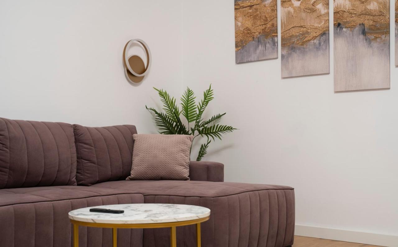 Coban Residence - A3 - Scandinavian Apartment Brasov Exterior photo